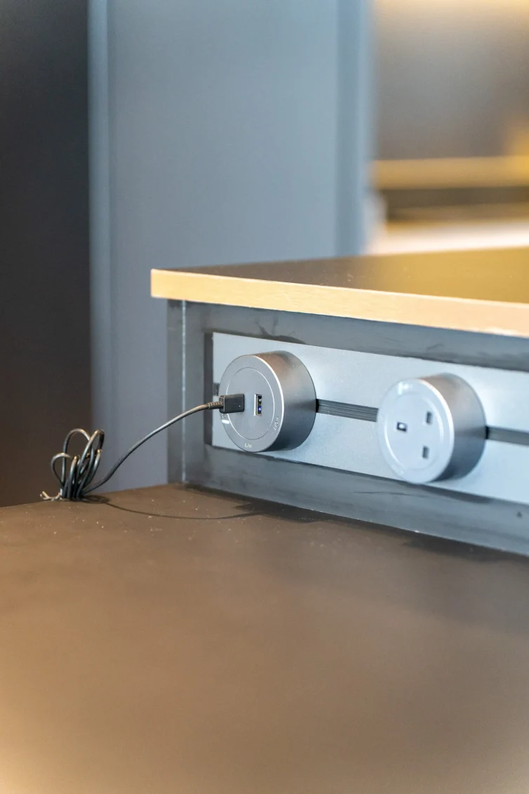 724 Woodlands Ave 6-025